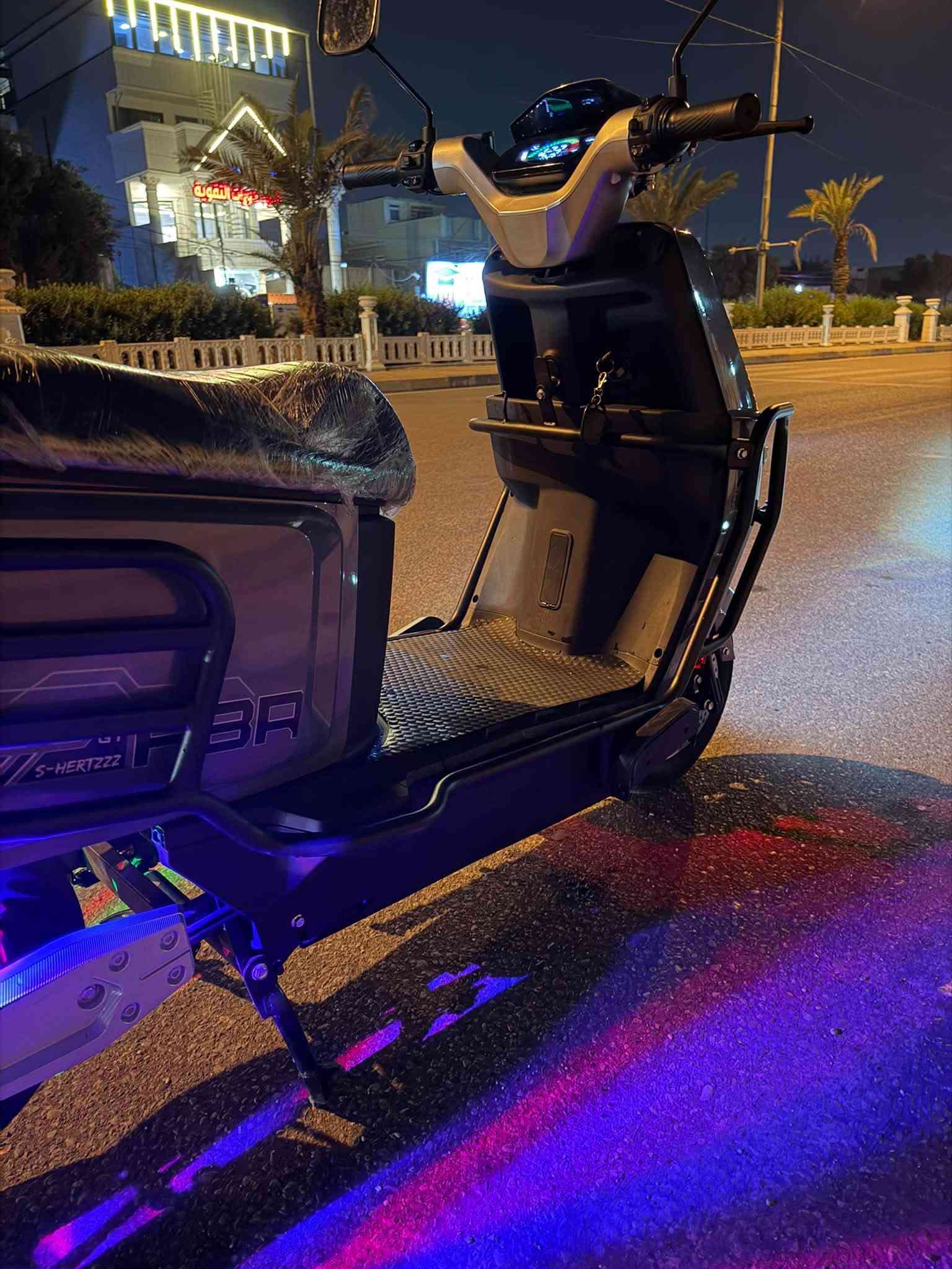 شحن • ٦ بطاريات • مديل ٢٠٢٧