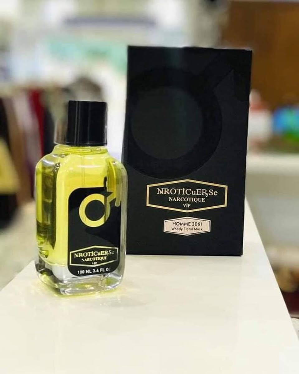 35000 الفــــــــ دينار 
هيبة وحضور.. عطور "نوركتك" رجعتلكم من جديد! 😍🔥
رايح لطلعة مهمة؟ عندك مناسبة وتريد عطر يكلب المكان كلاب ويخلي الكل يسألك "شنو هذا عطرك؟" 🤔✨
جبنالكم سيت عطور NROTICuERSe الأصلي! مو بس عطر، هذا قنبلة مال فوحان وثباتية تقفل على 48 ساعة بالملابس! فد شيء راقي وعلى ضمانتنا.
👇 التشكيلة المتوفرة حالياً:
⚪ العلبة البيضاء (نسائي - ROSE): عطر أنثوي جذاب وهادئ، يفيض بنعومة الورد والفاكهة.. للثقة والأناقة.
🔴 العلبة الحمراء (للجنسين - ROSE & VIP): البديل الأقوى والأفخم لعطر (باكارات روج) العالمي! ريحة سويتية شرقية تاخذ العقل.
⚫ العلبة السوداء (رجالي - VIP): عطر الهيبة الهادئة! خشب دافئ ومسك.. حضور قوي ورسمي بدون ضجيج. 
📦 الحجم: 100 مل (أو دو بارفان)
🛵 خدمة التوصيل متوفرة لكل محافظات العراق! 
للحجز أو الاستفسار، راسلونا على الخاص أو عبر الواتساب وماراح نقصر وياكم! 📩
توصيل لجميع محافظات العراق 🇮🇶 5000دينار 
للتواصل *********** 
الموقع بغداد
#اكسبلور #الشعب_الصيني_ماله_حل😂😂 #العراق
