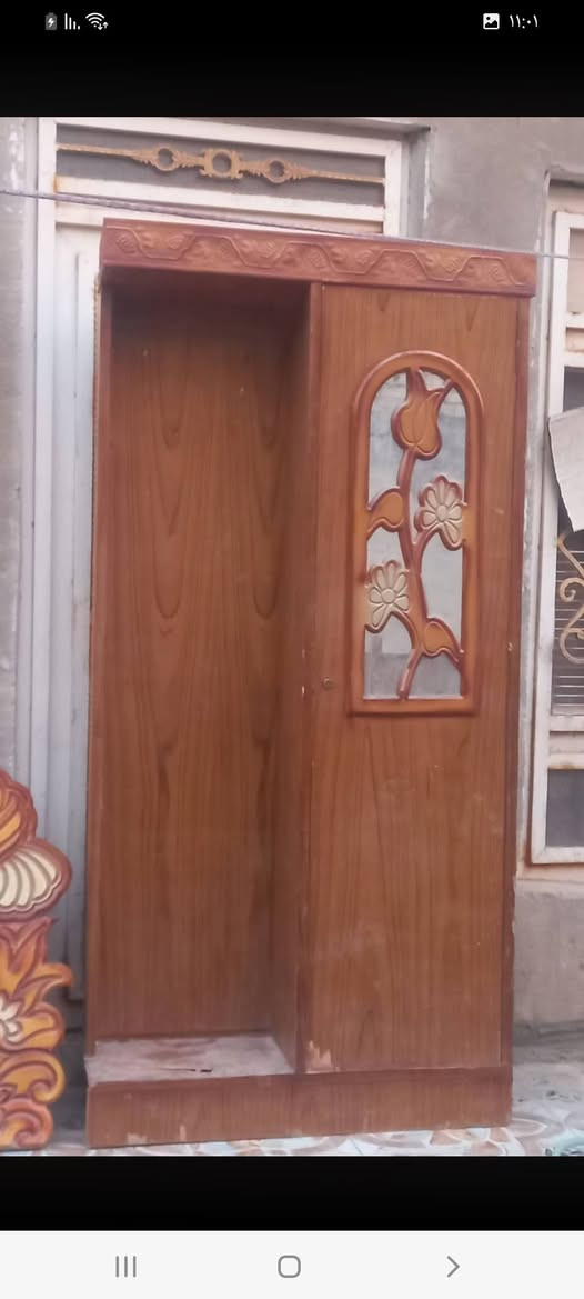 السلام عليكم اخشاب للبيع الجربايه نفرين ٦٠
ميز مرايه والزاويه اثنينهن ٣٥  سوق الشيوخ   ***********
