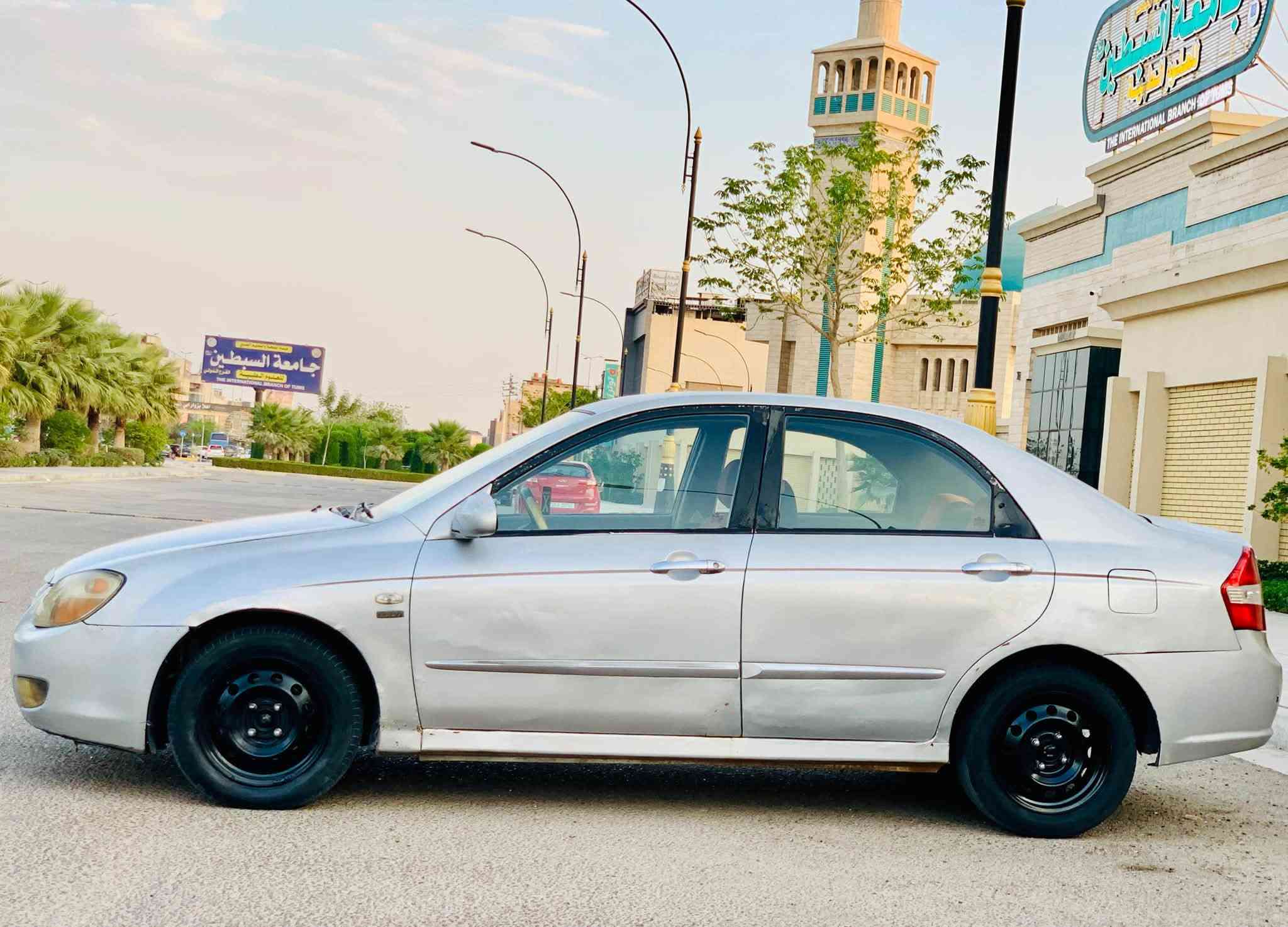 السلام عليكم ورحمة الله
للبيع سيراتو 2007 رقم بابل مشروع وطني تحويل مباشر 
گير ومكينه 1600 دكشن عالي شرط النظافه 
السياره كفاله ضربه وتبديل وكص 
جاهزه كير ومكينه وحداديه وكهربائيات ودواخل وتخم تاير سياره مال جناي وحلوه ومناسبه مكان السياره كربلاء 
السعر 57 وبيها مجال بسيط للشراي
للاتصال… ***********
