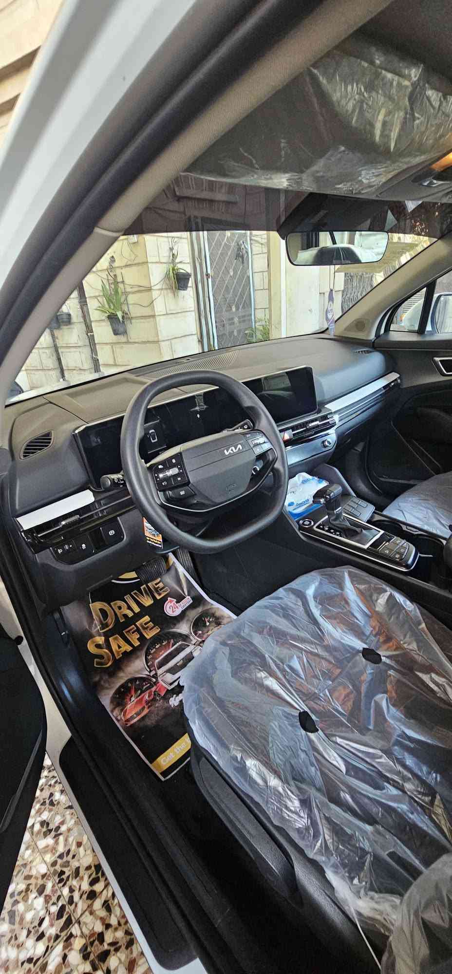 � بِسْمِ اللهِ الرَّحْمَنِ الرَّحِيمِ 🔥

🚘 سبورتاج موديل 2026 — فرصة مميزة للبيع

سيارة موديل حديث، مكفولة كفالة عامةمن الصبغ والتبديل فقط بي دي ار بين الباب والجاملغ بسيط وتكحل كرت  ورقم أربيل  تحويل ثاني  يوم وماشيه ٣٨ الف  كيلو 

✨ المواصفات:
• تشغيل عن بعد 
• بصمة
• رادار
• شاشة كبيرة متصلة
• كاميرا دوّارة 360°
• تبريد أمامي وخلفي
حساسات امامي وخلقي 
رادارات جانبيه وتوقف ذاتي 
ونقط عمياء ولد امامي وخلفي 
وشفتات ستيرن 
• مواصفات اعتيادية مرتبه 

السعر( ٢٠٥٠٠$) يعني شديتين وخمسه اوراق وبيها مجال للجاد  بشراء بسيط 

📍 الموقع: بغداد – الشرطه الرابعه – 

📞 للاستفسار:***********
*********** ابو ياسر 

🔥 للجادين فقط — السيارة تستحق الشراء بغداد, العراق
