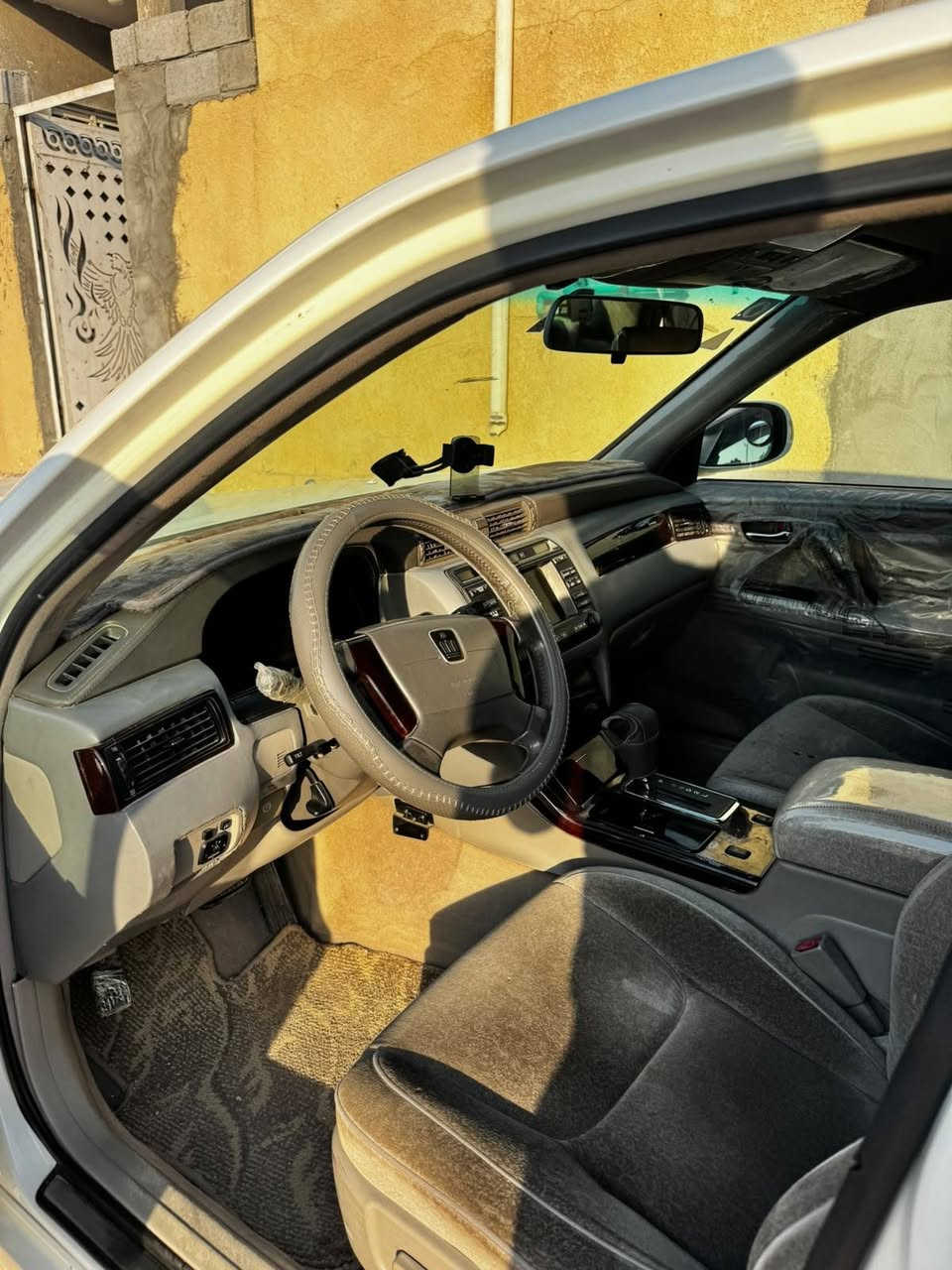 للبيع ملكة ديفور زغير شاصي 71 كرستال اصل حداديه مكينه كير كفاله سيارة كفاله بيها ملاحظات صبغ قليلة  باليابان سعر 130 مجال قليل ***********
مستعجل علئ البيع البصرة, العراق
