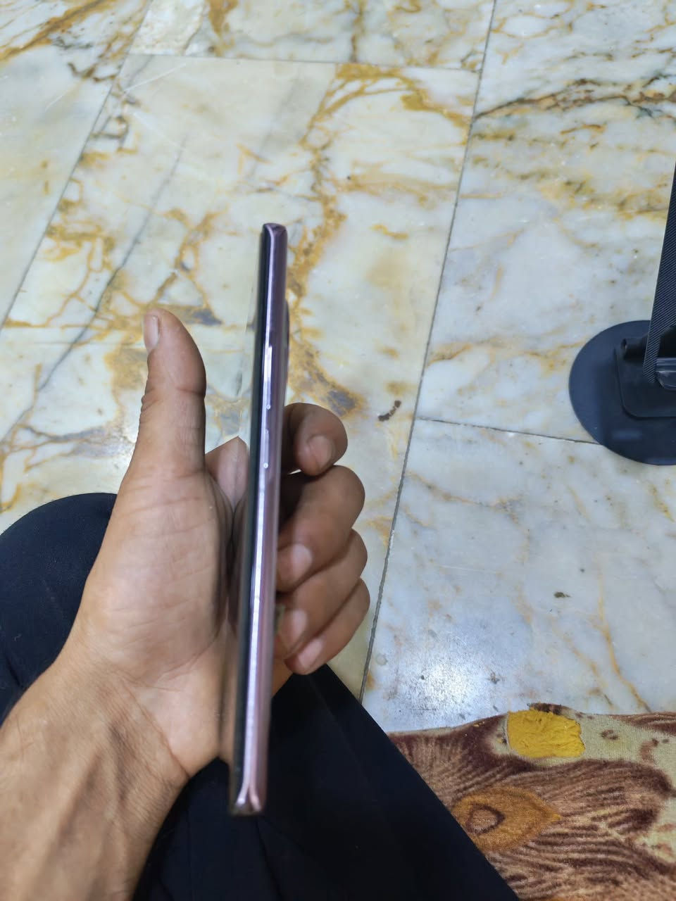 سلام عليكم 
هونر 9سي ذاكره 256 عشوايه 12+12
بطاريه 6600 جهاز مابي اي شكال مكفول من كلشي بي بس هذه لفطر بل باب مامثر علي شراي يجي خاص
