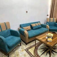 تخم للبيع السعر 200الف وبي مجال   رقم 07714893904