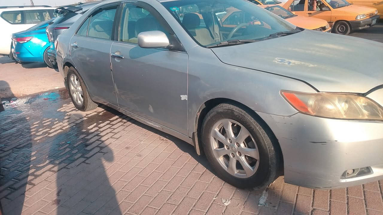 .كامري موديل 7   الحادث جملغ خلفي السياره مصبوغ حزام جماليه السياره 
كير محرك تبريد مكينه كفاله 
تخم تاير شواصي مكفولات 
رقم بغداد نكليزي سنويا جديد 
سعار سياره 68بي مجال حك جيتك 
العنوان  واسط الديواني
***********
