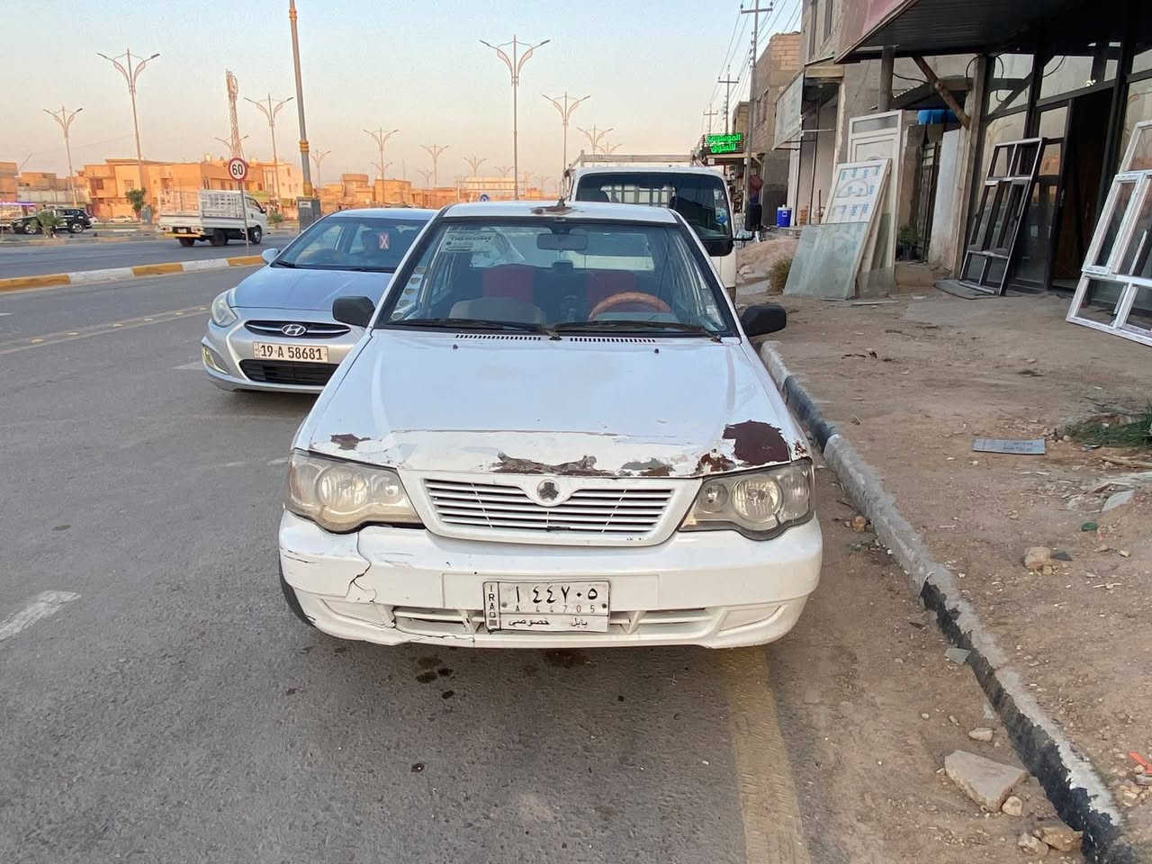 السلام عليكم سايبه ١٠ منغولي رقم بابل مكينه وكير جدد والبقيه شوف العين مكانه كربلاء حي الوفاء *********** *********** سعره ٢٧ وبيه مجال بصيط
