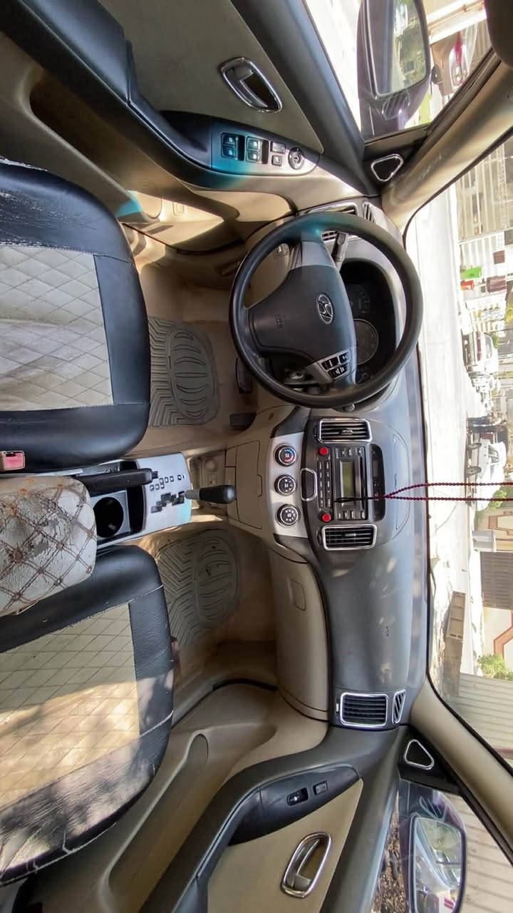 السلام عليكم النتراء موديل 7 حجم المحرك 2000دوش ورد مريكي حادثها بس بابين الصدر
بدون ضرر سياره جاهزا بدون صبغ كير محرك حداديه 
رقم بغداد سنويه ل 29 مشروع وطني جاهزا السياره
سعر  77  وبيها مجال بسيط تصال ***********
