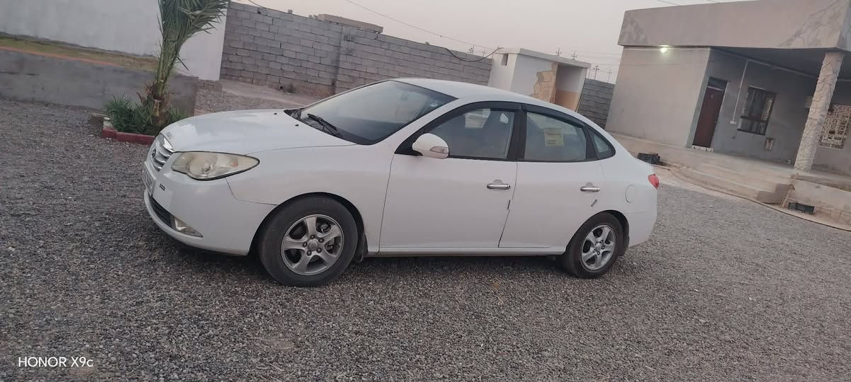 سلام عليكم النترا موديل20/10 رقم اربيل تخم تاير صدر حداديه كله جديد سيارة كلين بيها ملاحظه بيهة رصعتين بارد بدون معجون بدون صبغ  سعر  110وبيهة مجال  رقم الهاتف  *********** مكاني كياره الخاص مقلق
