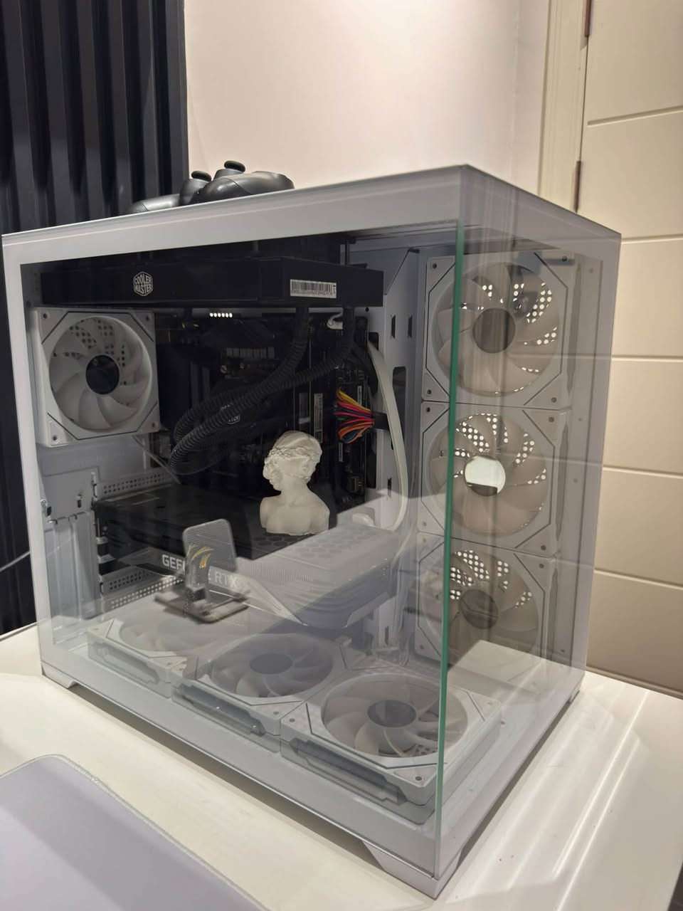 السلام عليكم هاي شكد تجيب اريد ابيع اطور

CPU: i5 10600KF.
CPU Cooler: Master Cooler Liquid Cooler.
Motherboard: Z490-A PRO (MS-7C75).
Memory: 16GB (2 x G.SKILL.
Storage: Lexar 1TB M.2
GPU: RTX 3070 Phoniex.
مع شاشه 

Mass 27” 2K 180Hz
