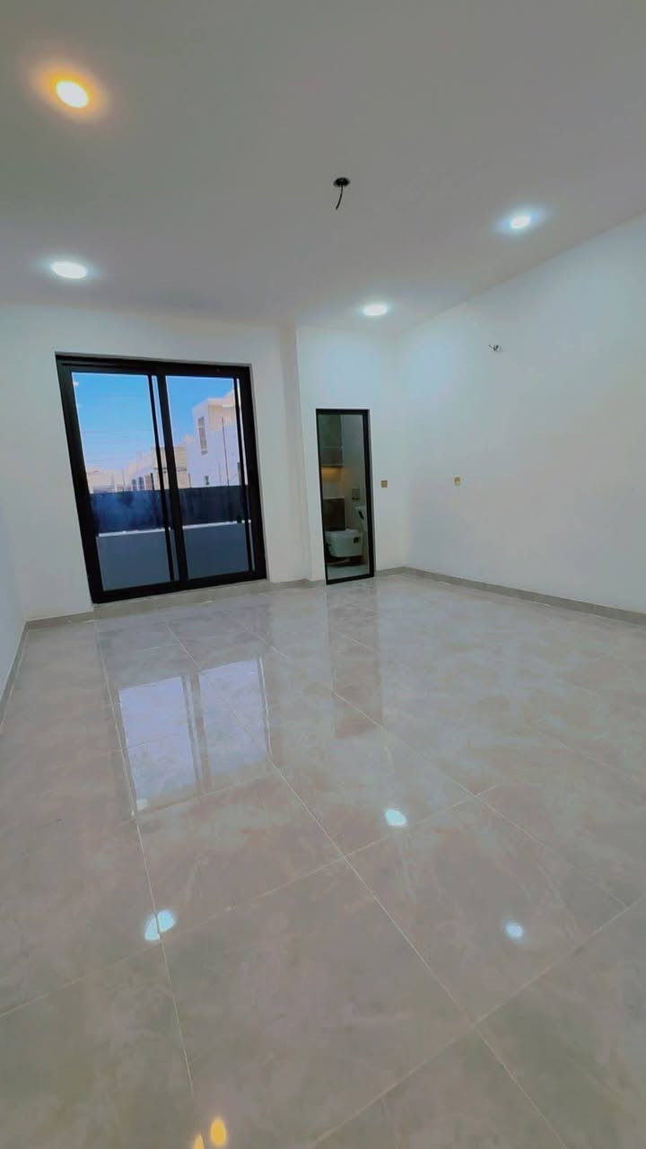 دار 100م2 للبيع
السلام عليكم 
دار 🏠 للبيع 
المساحة 💯 م²
واجهه 5 متر 
العنوان حي الجهاد ديوان المخابرات 
يحتوي الدار 
5غرف نوم 
صحيات 3
للأستفسار 
***********  ☎️ ☎️ 
ابو جبل  للعقار 
@عقارات_بغداد ترويج_تمويل_العقار @عقارات_للبيع
