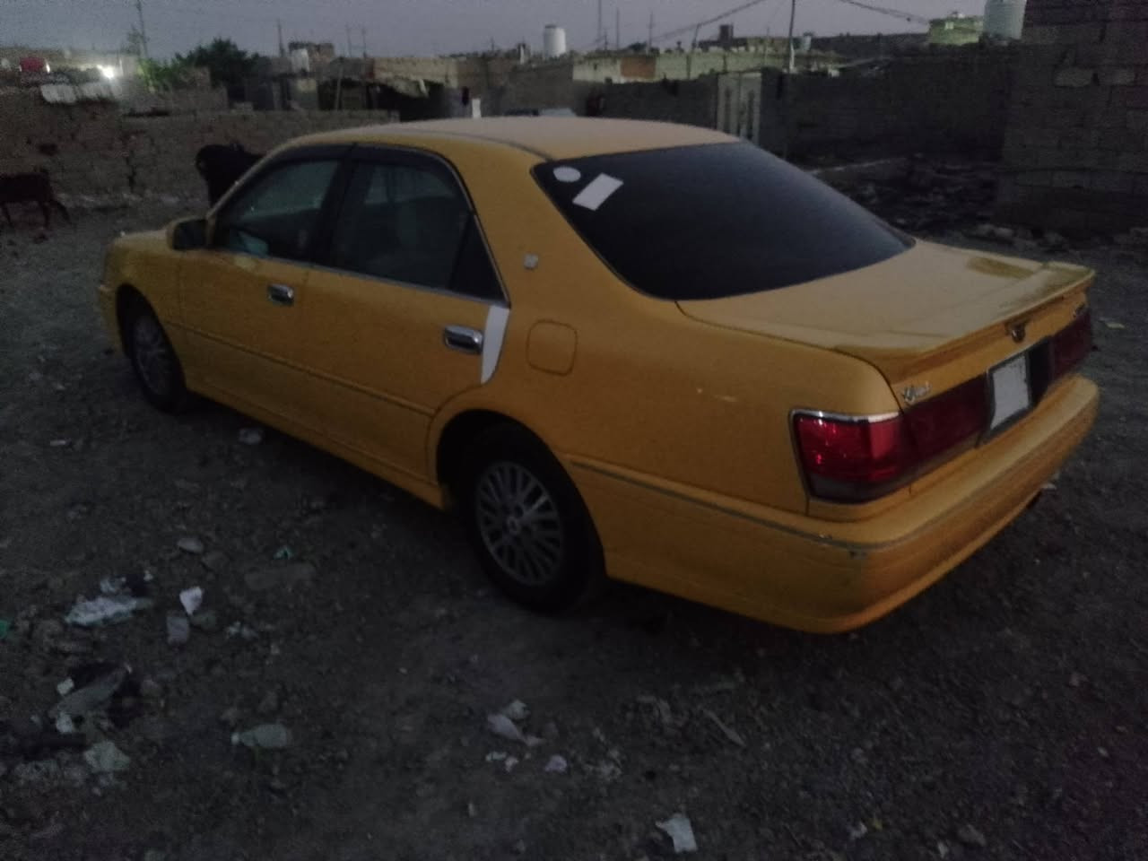 سلام عليكم جنون للبيع سياره موديل 2003  رقم نجف كير محرك حداديه نص عمر تخم تاير تبريد عندي وكاله عام بسمي سياره مكفوله أصل بيضه محزم سياره جاهزه كبل لشارع  السعر 90 وبيه مجال مراوس هم ترهم جارجر أوباما 10 هم ترهم مكان السياره ناصريه سوق الشيوخ التواصل***********
