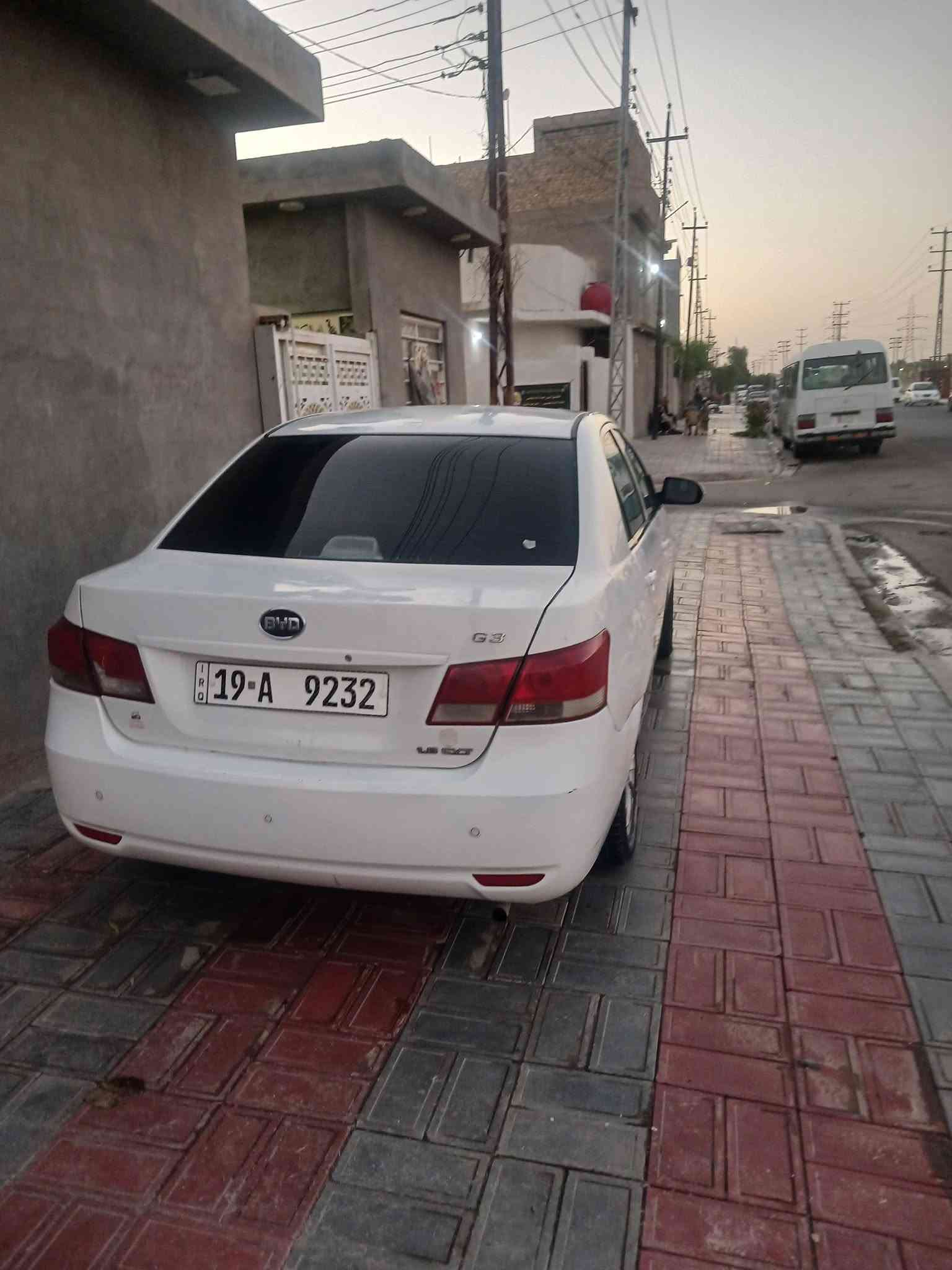 للبيع بي واي دي موديل ٢٠١٢ محرك ابلادي ١٨٠٠ كير اوتوماتيك تبريد شغال رقم كربلاء سعره ٣٨ وبيه مجال لتفاصيل هذا رقمي ***********#***********  مكان السياره كربلاء@
