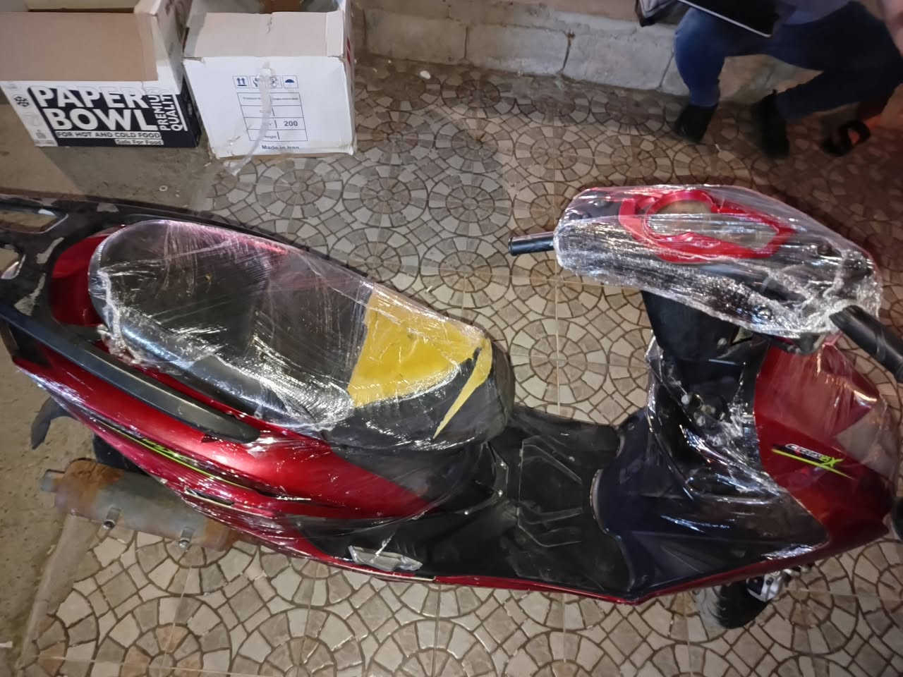سلام عليكم للبيع دراجه سكنس كوري دراجه سلف هندر اشاير لايت بك كله شغال نقص بس باتري افحص يله تأخذ مكينه كلش حلوه ناعمه للبيع السعر350 مكاني بعقوبة ***********
