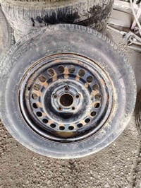 عجلات • قطع غيار • للبيع