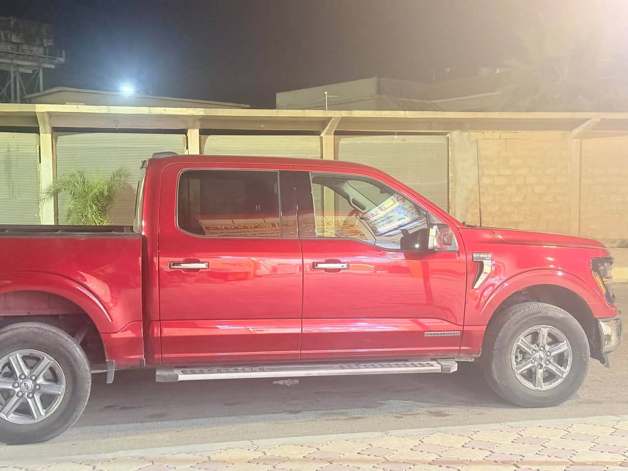 السلام عليكم شباب فورد F150  XLT موديل 2024
دخول جديد   كاتي 

    2024 Ford F-150 Xlt en Venta en San Antonio, 

حجم المحرك : 3.5  (6 سلندر ) هايبرد توين تيربو

ضرر السياره جاملغ امامي شبر معا تعديل خلفي بطارف البدي  شبر    

حالة الايرباك : سليم 

#المواصفات

 

بصمه

خمس كامرات

رادارات 360

سته سلندر تون تيربو

430حصان

ردرات مخرج كهرباء 

شاشه كبيره

كير تعليك

ويل كروم

باب طويل بدي قصير

بعد بيه هواي مواصفات

العنوان  صلاح الدين الشرقاط

صور الضرر مرفوقه
السياره كاتي.  اربيل 

***********

السعر : 305.

نص مكتوب في الصور:
- 34728825
- ترتيب تستاهل