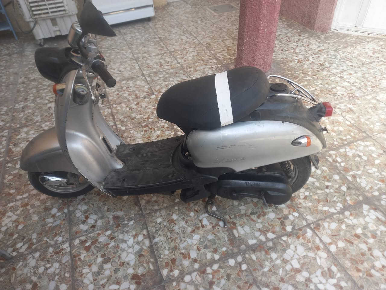 سلام عليكم دراجه كلاسك فحل قفل اكسل نكره سلف محرك ناعم تخبل زوج تايرات جدد شادله دبلات شغاله أوراق كامله كهربائيات شغاله تفيدك لشغل للبيت للدوام تترحملي عليه والله سعرهة ١٧٥ وبيه مجال للشراي مكاني بغداد العبيدي رقمي ***********
