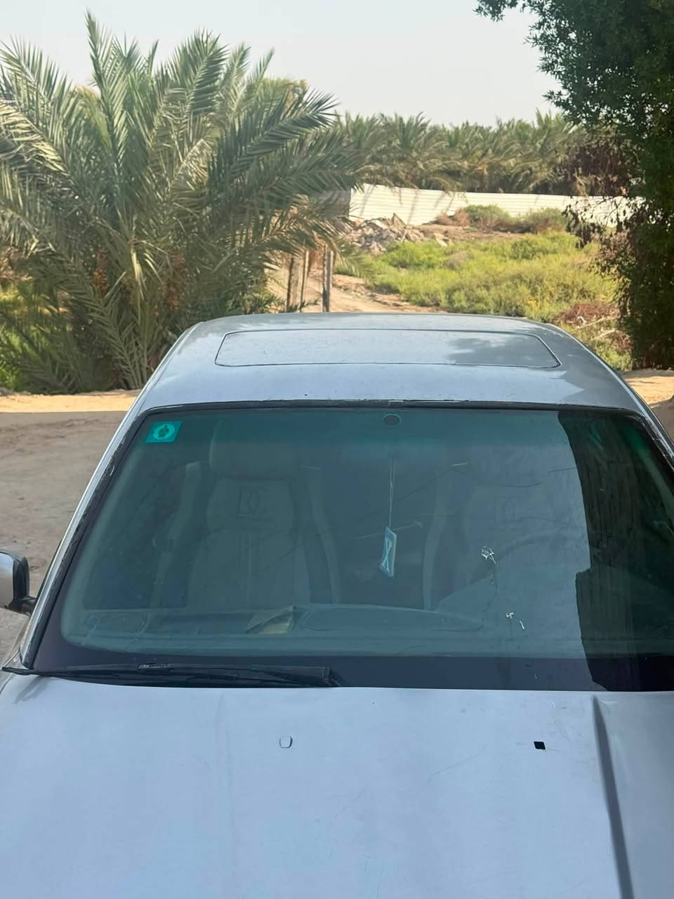 للبيع ب 50$وبيها مجال قليل سياره كامله تخم تاير جديد محرك كير كله كفاله سنويه نهايه ٢٨ البصره قضاء المدينه ***********
