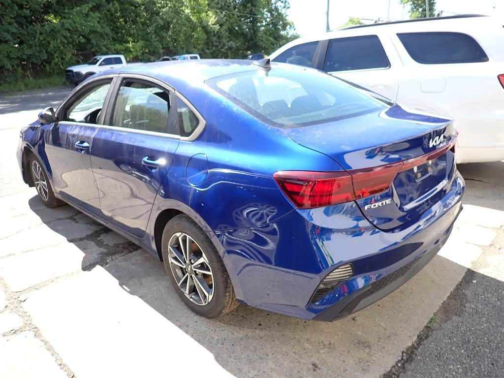 Kia Forte LX 2023
مكينه DOCH 
ممشاها 17,000mi 
وكل تفاصيلها موضحه بالصور 
سعرها مناسب 
واصل بغداد مصلح ومكمرك $12500
تستلم كامل وبيها مجال للشراي 

اي استفسار ***********

نص مكتوب في الصور:
- 48272314