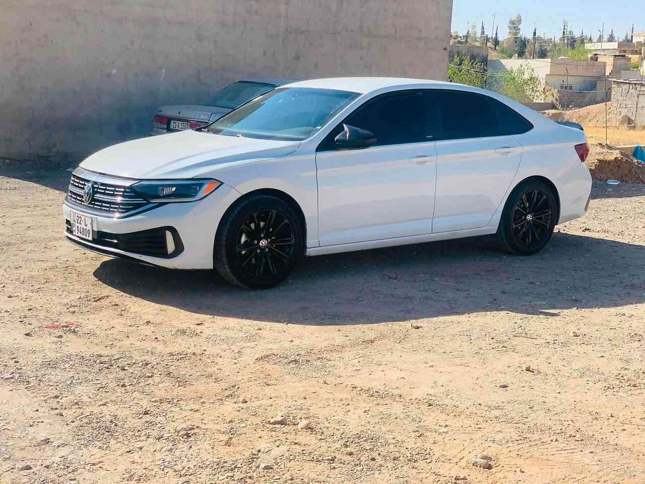 Volkswagen jetta 2023 s 
3VWAM7BU1PM006346 رقم شاصي 
كوردى///عربي 

ملاحظة : كير عادي 
المواصفات: فئة S 🔺
المميزات:
بصمة تشغيل
شاشة عدادات إلكترونية (جيج ديجيتال)
حسّاسات دائرية 360 درجة
شاشة وسطية
جير عادي (ناقل حركة يدوي)
نظام قيادة اقتصادي (Eco)
إضاءة LED مع عدسات وزينون 🔹
المحرك: 1.5 توربو 🚀
الحالة والبدي: قطعتان وجزء صغير من البونيت (غطاء المحرك) بها بويا (رش)، بدون أي دواخل أو ضرر في الهيكل الأساسي.
الأمان: الأرباج (الوسائد الهوائية) مفتوحة ☄️
الضمان: الجير، المحرك، التوربو، الرادياتير، والحمايات بحالة ممتازة وعلى الشرط 💥
مكان سيارة كركوك 
***********
جیتا مۆدیل 2023 ❄️

تێبینی گێڕ عادیە❗️❗️❗️❗️

مواسفات S🔺

بریک بەسمە ـ گیچ ئلکترۆنی ـ 360 دەرجە حاسە

شاشە وەسەت ـ گیر عادی ـ Eco - لایت لئد و عدەس و زینۆن ـ گیر عادی ـ🔹

مەکینە 15 Torbo 🚀

۲ پارچەو و پەلەیک لەبۆنیتەکەی  بۆیاخە بێ ناو گرتن

پەرشوت سیستەم کراوە ☄️

گیر و مەکینە و تۆربۆ رادیتەر و حماوەی بەشەرت💥
شوێن کەرکوک 
*********** أربيل, العراق
