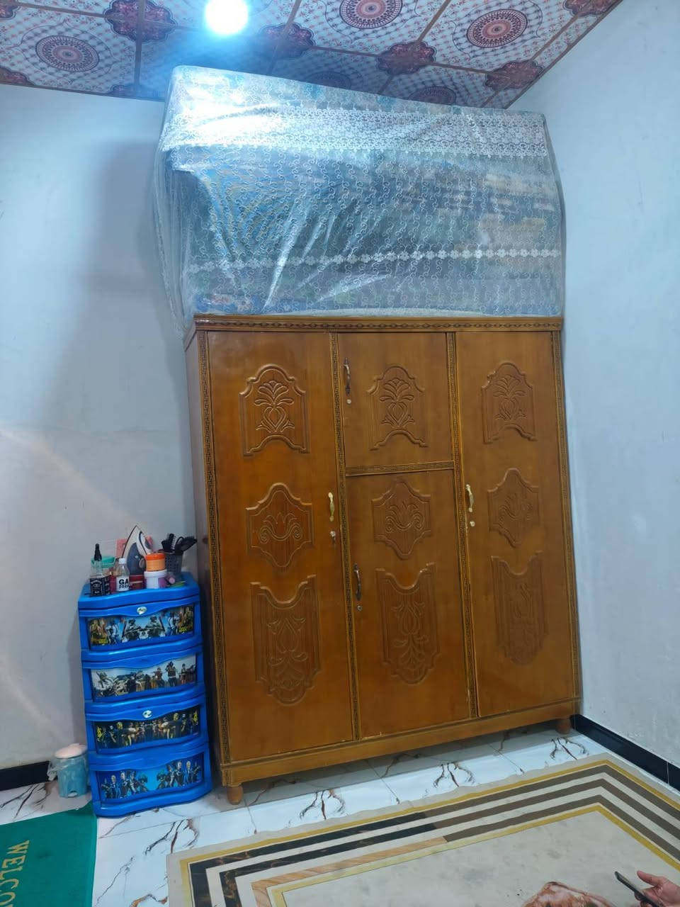 بيت للبيع طابو زراعي ١٠٠ متر توجد وكالة من المحكمة من صاحب الأرض الأصلي بيت كونكريت مسلح غرفة وديوانية ومطبخ حار وبارد السعر ٥٨ وبي مجال العنوان بصرة بهادرية الشوارع المقابل حسينية بني سالة للاستفسار الاتصال على الرقم ***********

