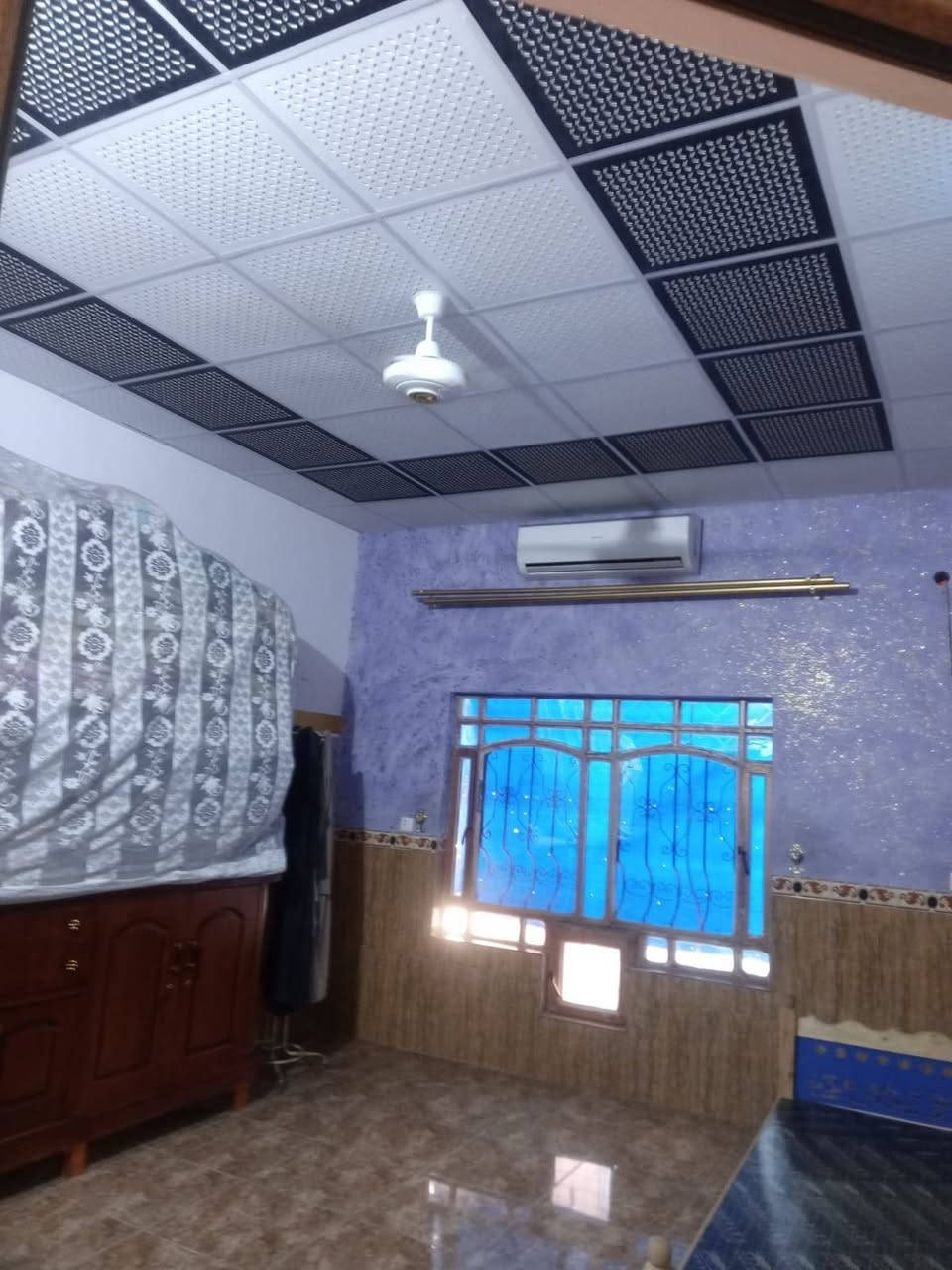 السلام عليكم مكلف بل نشر بيت للبيع بيجي قريه جديدة قرب جامع ابو زهيه المساحه 450 متر بيت حديث ماتصرف عليه كلشي البيت زراعي السعر 65 يرهم مقدما زينه وبشهر 500   رقم الهاتف ***********
