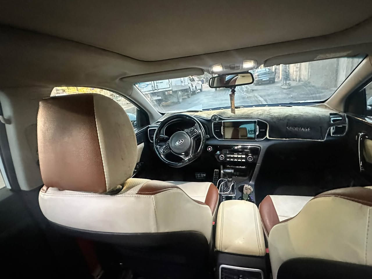 سيارة سبورتج Gtline
موديل 2016 شكل الحديث

 تدفئة تبريد كشنات جلد
تحكم ستيرن
بانورامه
حساسات كاملة

 سيارة كاملة  مكفوله من صبغ  بدون تبديل او بارد فقط مبدل مكينة كاملة بلادية والفور ويل ملغي عنوان كرادة سيارة اربيل باسمنا تحويل ثاني يوم سعر

158 وبيها مجال

***********
