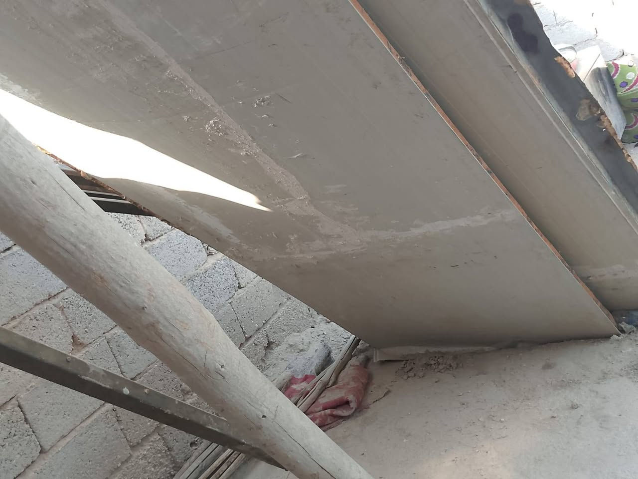 سندويج للبيع عدد 3طول 4ونص للاستفسار ‏‪***********‬‏ النجف الاشرف الحيدريه
