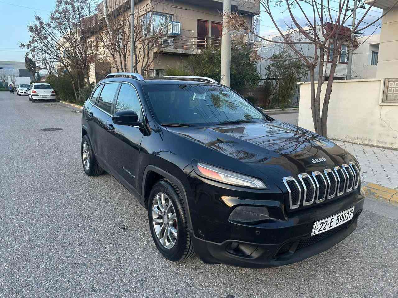 جیپ چیرۆکی مۆدیل 2019 ئۆتۆماتیک تحدید سرعە بەسمە شاشەو کامێرا کوشن جڵد وکارەبایی گیرومەکینەبەشەرت سەنەوی تازەیە چوار پارچەونیوی بۆیاغە سۆنەریم داناوە سعری 93گەڵاو معامەلە ژم *********** السليمانية, العراق
