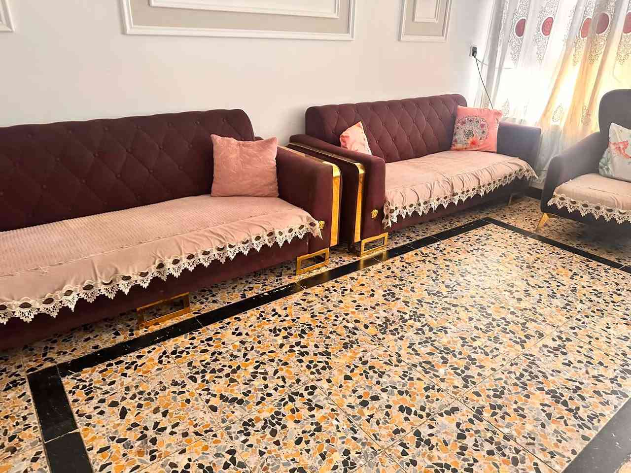 تخم تركي نظيف بي ضرر بسيط  بي زرفين مال فحم صغار 8مقاعد مابي كسر ولاشي سعرها 325وبي مجال للشراي الاستفسار واتساب  *********** #بيع #فرصة #عراقي #بغداد
