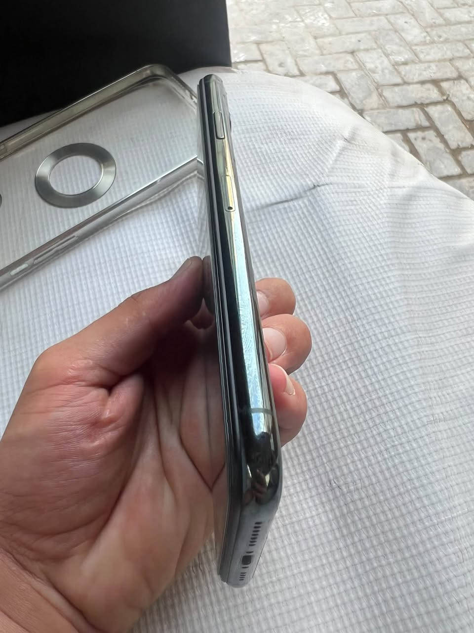 ايفون دعش برو ماكس بدل شاشة حلووو سعرر275 بي مجال الشراي رقم هاتف تواصل *********** مكان بغداد مدينت صدر
