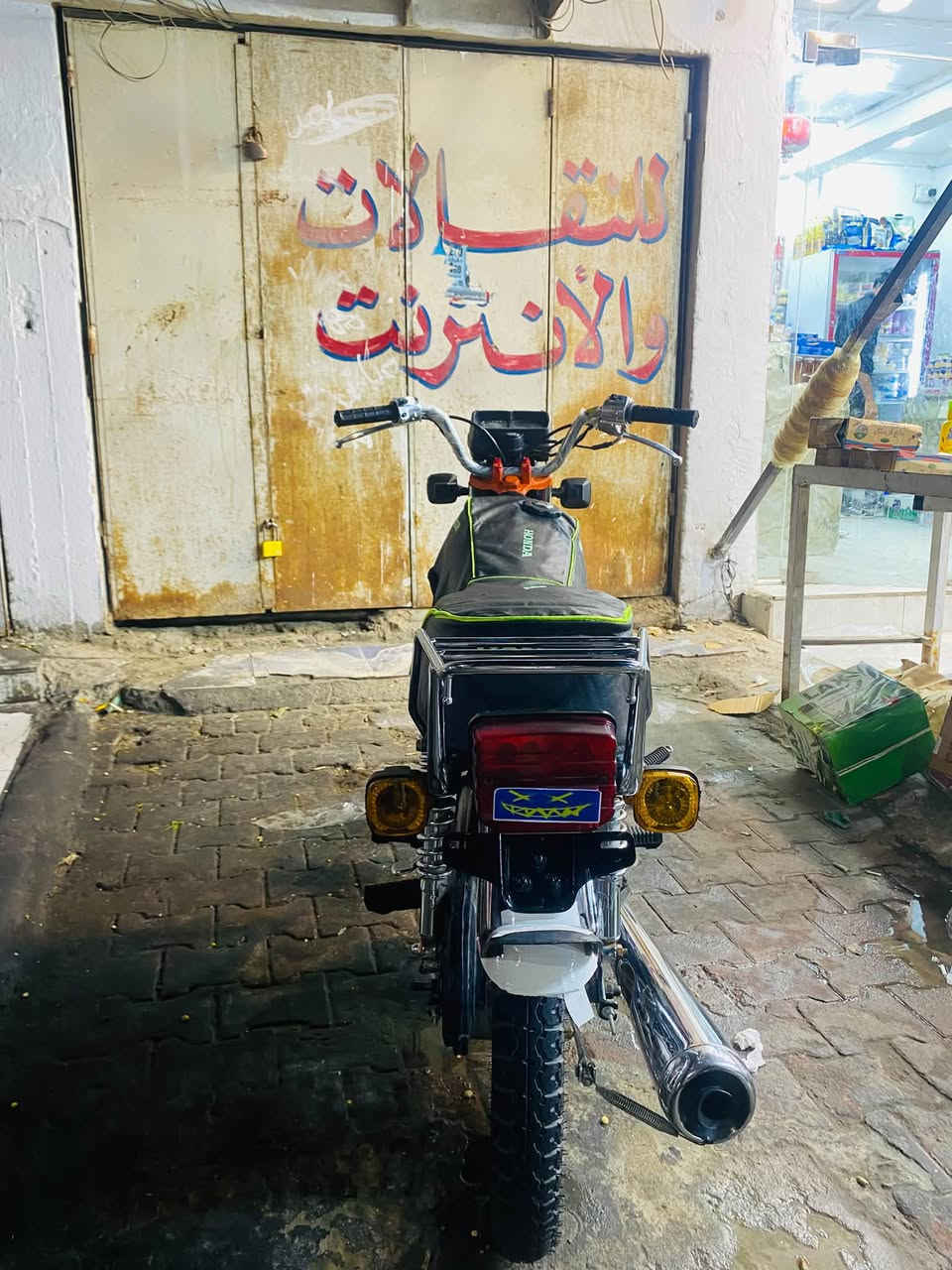 سلام عليكم دراجة مديل 19 أوراق اصولية بسمي شوفت عينك دراجة نضيفة كهربائيات شغال خير من الله سعرها واحد200 عنواني البصرة تنومة هذا رقمي ***********
