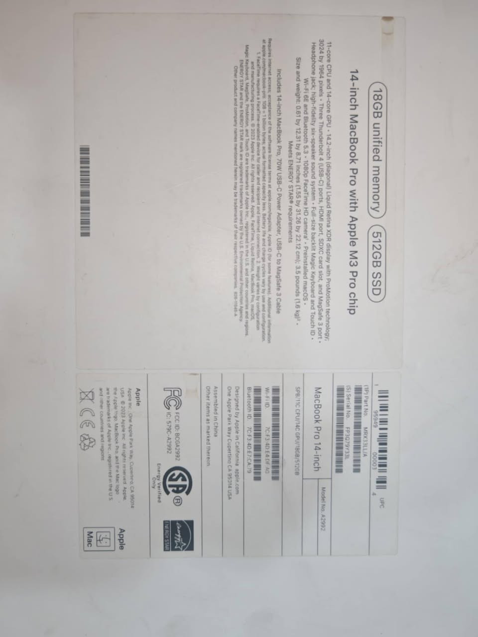 MacBook pro m3 pro (Space Black )
شرق أوسط (كيبورد عربي + انكليزي) 
512 gb hard

18 gb ram

  
الحجم  14 inch 

البطاريه 100% مشحون فقط 16 مره 

الجهاز جديد وكامل تفاصيله بالصور

كل ملحقاته موجوده مع #وصل_الشراء 

للتواصل  خاص او

***********  اتصال 
***********  وتساب
