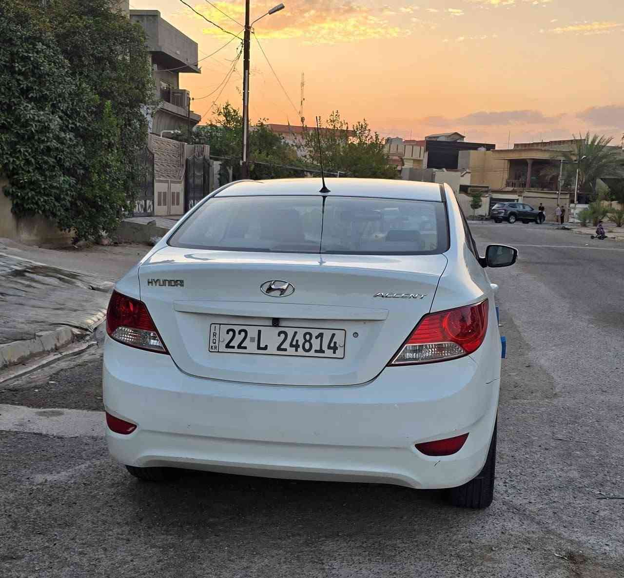 للبيع هونداي اكسنت موديل 2012 كيرمحرك تبريد ابشرط سنويه ورقم جديد بي كوبون بنزين السيارة بدون ضرر بدون دواخل بي جمرلغ خلفي صبغ اثر شخوط السيارة مال بيت ماتصرف عليا ربع السعر 92 وبي مجال العنوان الواسطي *********** ابيع نقد ومااراواس كركوك, العراق
