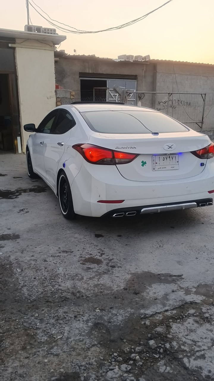 سلام عليكم ألانتر موديل 16فول مواصفات خليجي مكينه 1800 تبريد حداديه تخم تاير السياره بيه بنيد مبدل فقط وبيها باردات قليله والباقي كفاله رقم نجف بسمي سعر115وبيها مجال لشراي يتصل ***********
