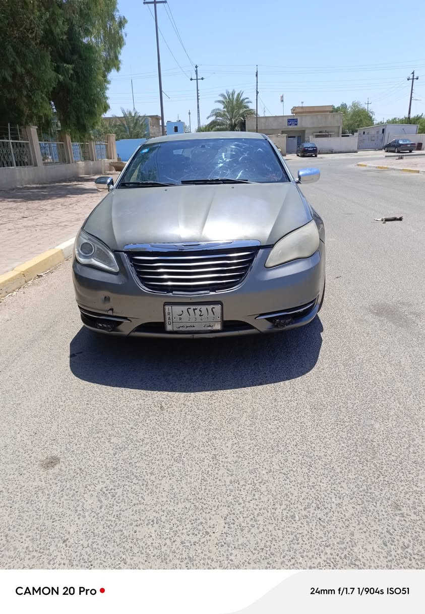سي 200
موديل 13
محرك 2400
رقم بغداد صاحبها بالبصرة
السياره بدون ضربه
تايرات نضيفه
حداده زينه
كهربائيات كلها شغاله 
التبريد نقص وجه كمبريسر
البصرة القرنه
السعر 55
***********
