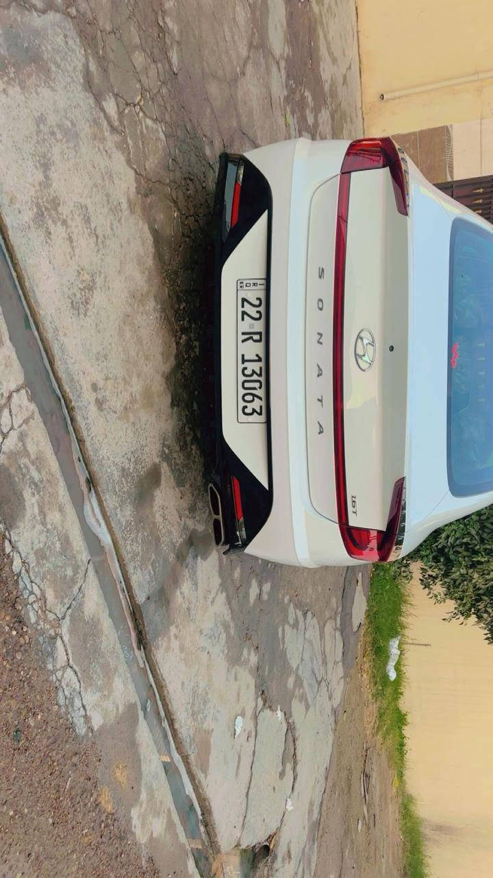 سلام عليكم عندي سوناتا 23حادثه جاملغ وربع البنيد صبغ مكفوله من دواخل يرباك برده سياره جديده وخير من الله مناقصه شي فول مواصفات محرك 1600تيربو بسمي تحويل ثاني يوم سعر 175وبيه مجال ***********
