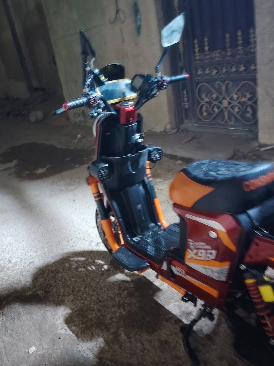X900 • دراجه شحن • باتريات
