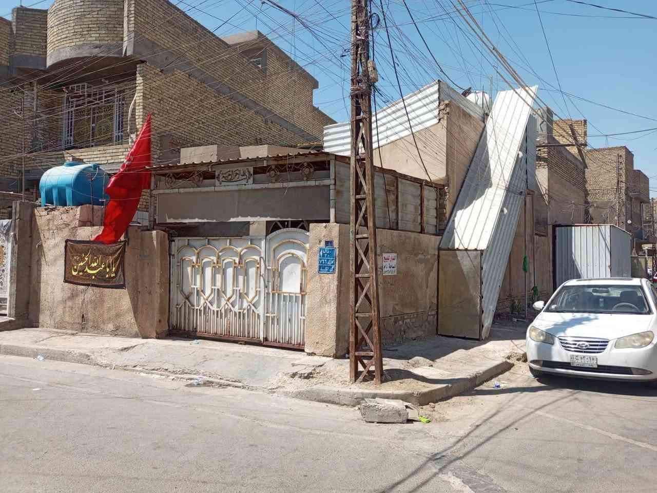 سلام عليكم بيت للبيع مساحه 200 متر طابو صرف قرب مدرسه بغداد جديده  الرقم ***********
