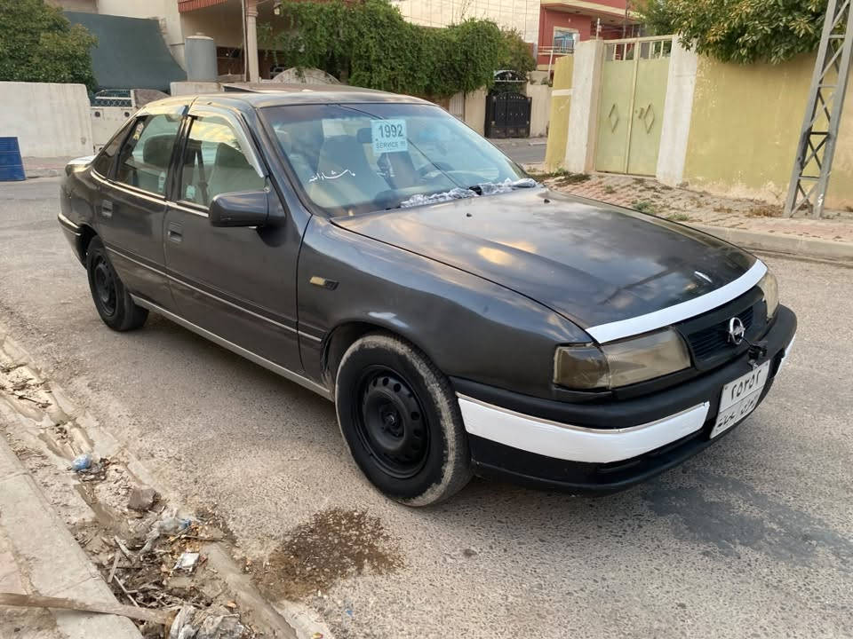 أوبل فكتره موديل 1992محرح16كير محرك شرط لاصرف لأبخار بدون ضربه بدون معجون سياره نضيف جدا كوبون بانزين بي سياره دواخل نضيف سقف سلايت بدون نواقص صدر جديد تايرات جديد شرط وكاله تحويل سعر 30بي مجال بسيط عنوان كركوك اسره مفقودين للستفسار***********
