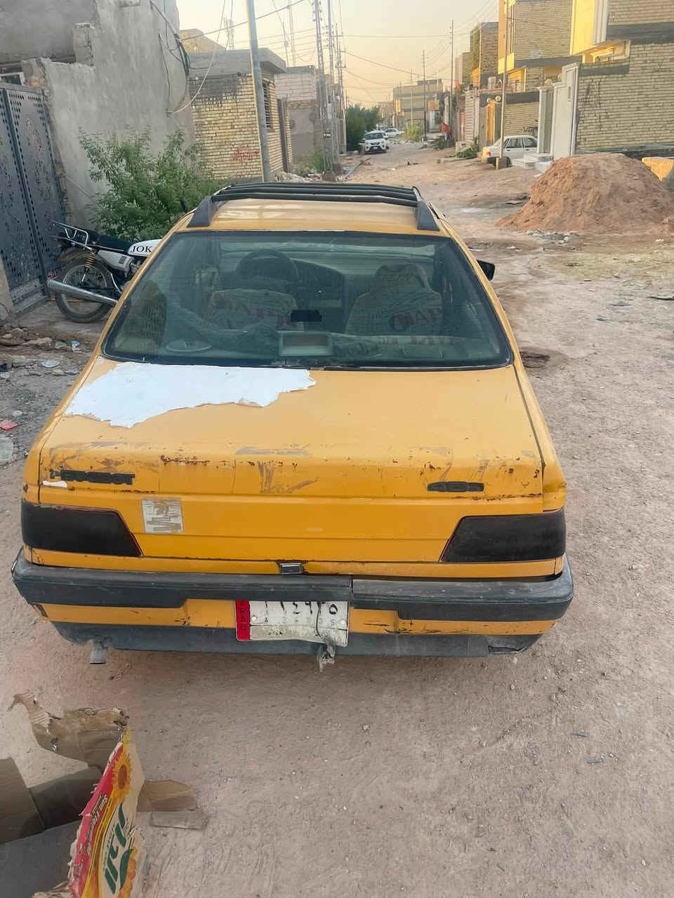 كوم حديد ابيع سنويه ضايعه سعر  750شغاله سياره جيب باتري وتعال شغل 
مكينته فرنسي ناعمه مكاني نجف حي النداء 
سنويه ضايعه ***********
سنويه ضايعه رجاء لي مو شراي لا يخابر

