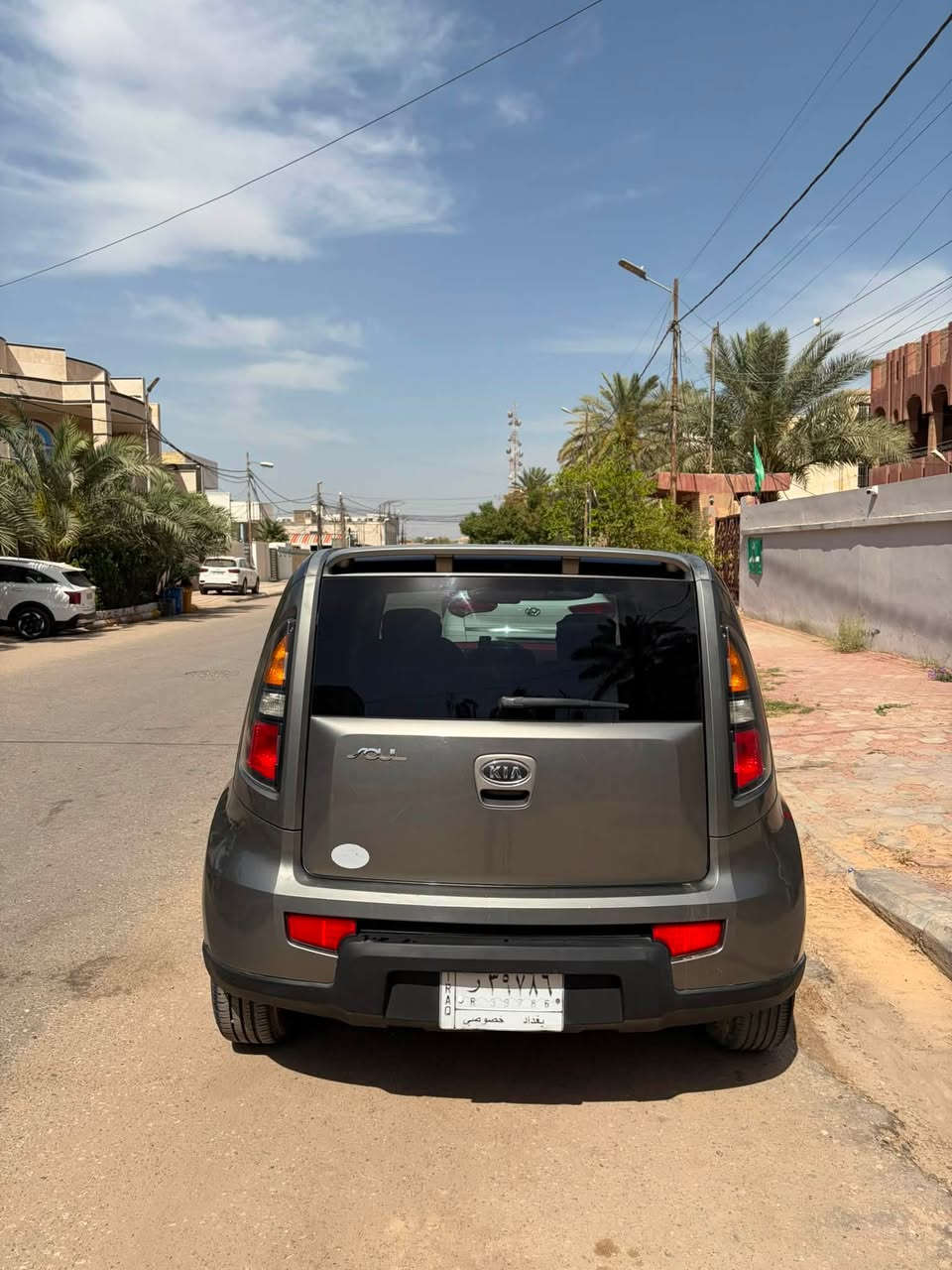 كيا سول ٢٠١٠
محرك ٢٠٠٠ دوش 
واردي امريكي حادثها جاملغين وبنيد
السيازة فتحه ، كير ، مكينة ، تبريد صدر ، كله كفاله 
ترهم مراوس وبيع ، مكانها نجف 
للتواصل ***********
