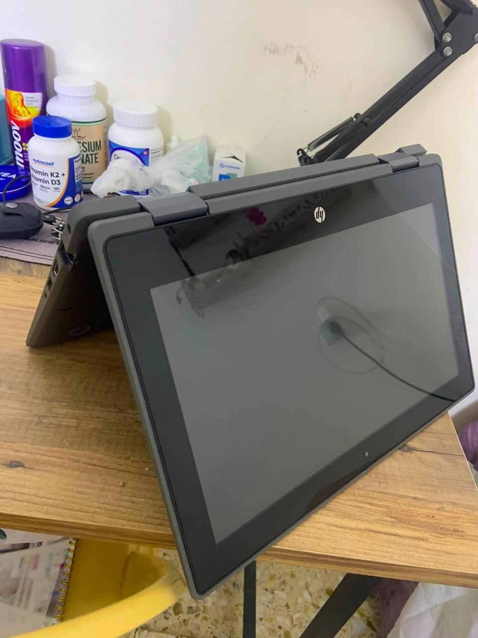 لابتوب hp core i5 لمس قلاب 360 درجه ثنين بواحد يرهم كلابتوب او ايباد ، يحتوي جميع البرامج من اوتوكاد وتواصل جتماعي وذكاء صطناعي وبرامج اكسل ، مناسب جدا للدراسة والتصفح والاعمال الهندسيه. يجي ويا ماوس وباد وحقيبه وشاحن مالته 
اللابتوب نظيف جدا وعملي وخفيف 
سعر ٢٥٠  الف
متاح توصيل 🚚 

عنواني بغداد الامين 
***********
