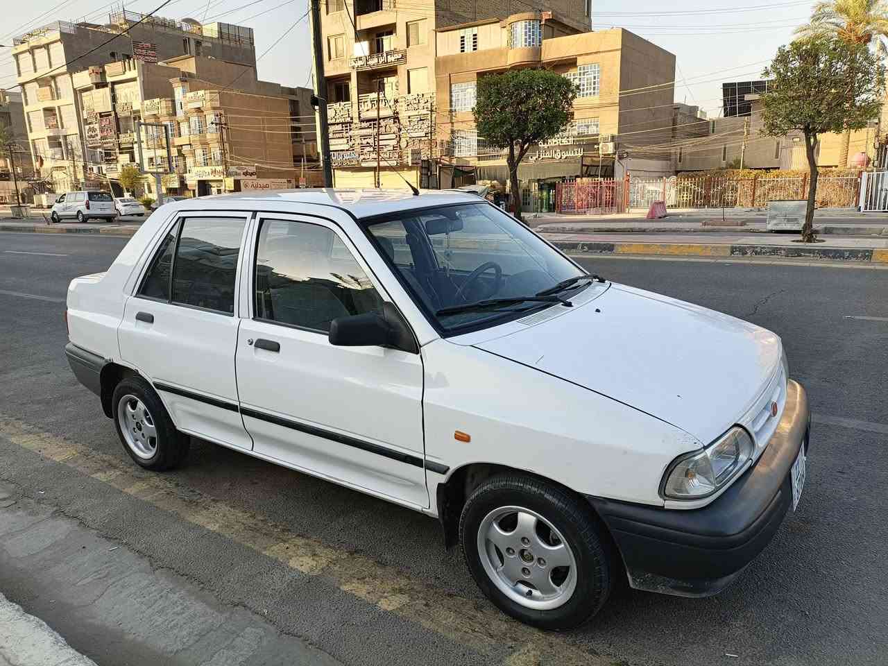 السلام عليكم سايبا موديل 18 سياره جديده وجاهزه أي نقص مابيه 
السياره بيه بس جاملغ مبدل صفحت السايق والباقي مكفول مكاني بغداد  السعر 52 وبيه مجال بسيط للاستفسار ***********
