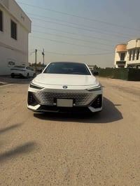 شانجان يوني-V • ضمان ١٠ سنوات • ٥١ الف كم