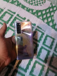 هواوي نوفا ٧ • ذاكرة ٢٥٦ رام ٨ • بصمه بالشاشه