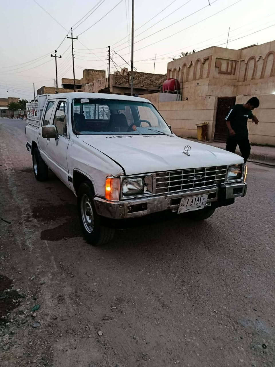 سلام عليكم سياره للبيع تويوتا موديل 86 سياره جاهزة رقم بغداد بسامينه سنويه 28 تحويل مباشر  جاهزة مكينه كير اكسن جداد كهربائيات كله شغاله دوشمه جديده مكان ناصرية قضاء البطحه سعر27 بيه مجال رقم ***********
