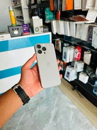 ايفون  ١٥برو ماكس  📦 ذاكرة 256GB 🔋 البطارية 100% (عدد دورات الشحن 113)...