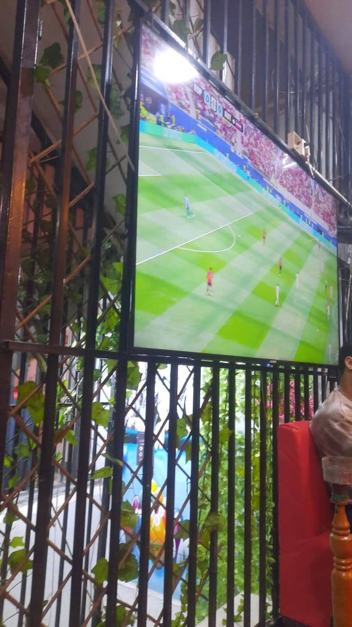 كوفي شوب للبيع بسعر مناسب
كوفي سياحي و ايجار 
حلو 
السلام عليكم شبابنه كوفي شوب للبيع العنوان الحريه شارع 30 حي السلام الكوفي 3 طوابق 
طابق اول اراكيل و كعده تخم مرتبه 
طابق ثاني كعده راسي و بليارد
طابق ثالث غرفه كبيره 
الكوفي مكون من 
45 نركيله خشب بكار صاج
25 نركيله بابليه 
3 مبردات عملاقه
مجمده 
بارستا كامله 
3 شاشات بلازما
سستم كامرات كامل 
سستم سماعات
ميوزا بليارد ثنين جدد و نضيفات كلش 
اجار العماره 550   الف
واتساب (   وتساب    ***********                      )
@إشارة اتصال  {      ***********                    }
