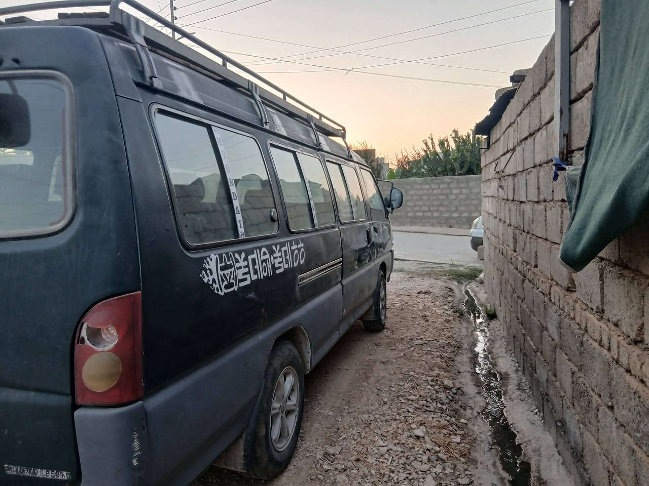 كيا هوندي للبيع موديل ٩٦ محرك جديد داخلو زين سنويه 30 حصه كاز بيها سياره جاهز ابو سنويه اخوي مكاني موصل تلعفر *********** هيه غرامات صفر  *********** راكب ١٤ السعر ٦٠ بي مجال
