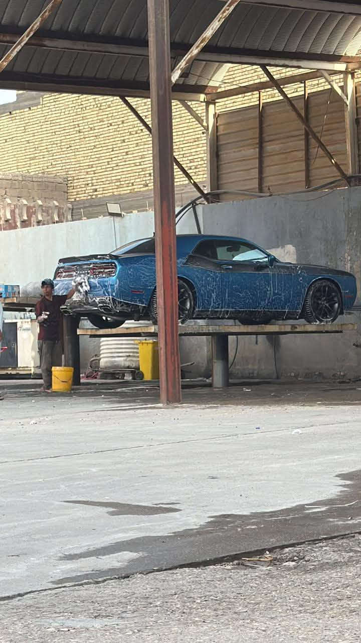 السلام عليكم   جالنجر للبيع موديل 2023 اسكات باك فول مواصفات دسك برونبو ماشيه 24 الف مكينه 6400 رقم دهوك تحويل مباشر للمشتري سياره بدون حادث سرقه فقط جاملغ وبنيد شرط السونار مكان السياره ناصريه مركز المحافظه للاستفسار .***********
